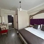 מלון Ottoman Palace 3*