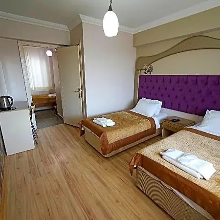 מלון Ottoman Palace 3*