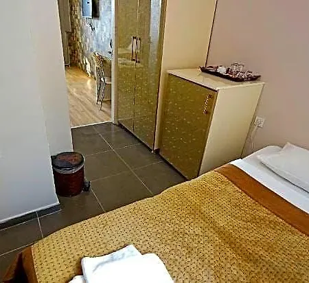 Ottoman Palace מלון 3*