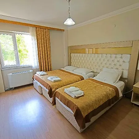 Ottoman Palace מלון